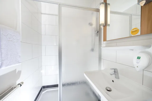 غرفة بسريرين منفصلين، ibis Leipzig Nord Ost 4/6