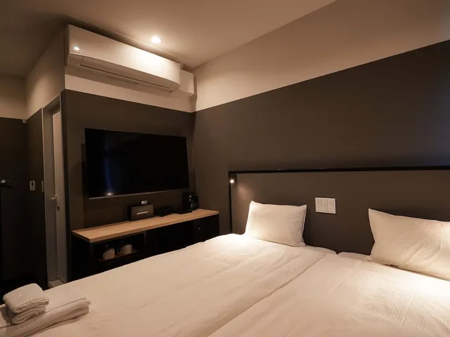 غرفة قياسية بسريرين منفصلين، CABIN&HOTEL CONSTANT NAHA 2/3