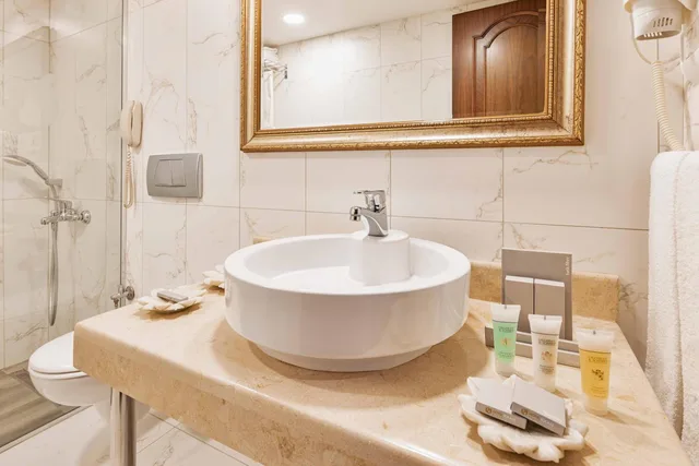 غرفة بسرير كوين بشرفة، Hotel Ickale 6/10