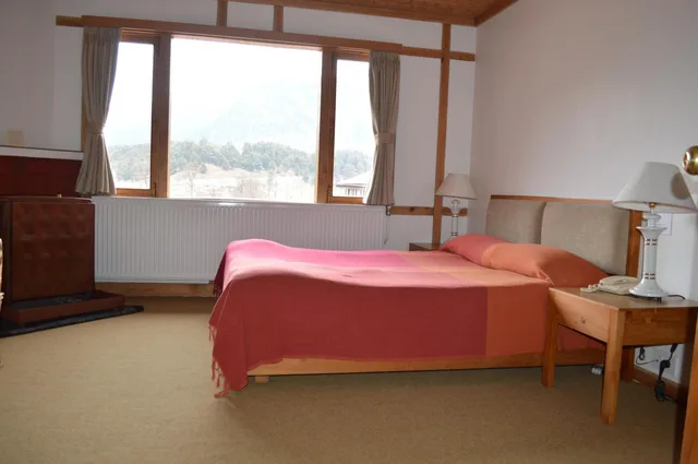 غرفة ديلوكس بسرير كوين، PAHALGAM HOTEL 4/7