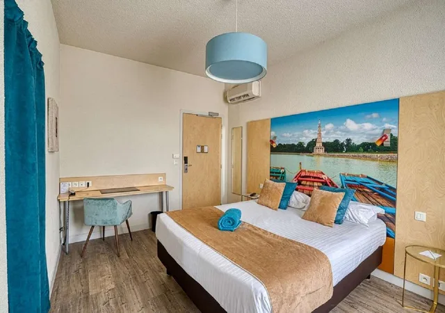 غرفة قياسية بسرير كوين، Best Western Le Vinci Loire Valley 1/4