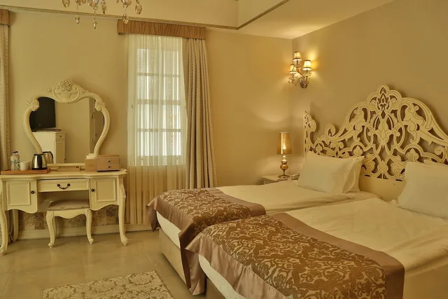 غرفة ديلوكس بسرير كوين، Elegance East Hotel Boutique Class 4/10