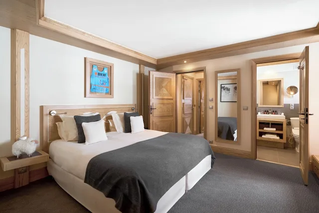 West, Family, 2 King Beds، Annapurna 5/8
