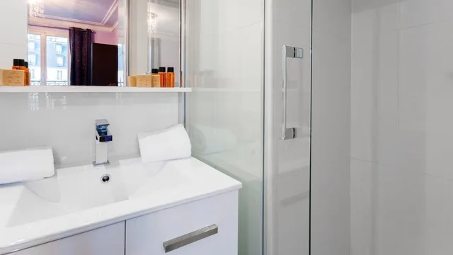 غرفة ثلاثية بسرير مزدوج وسرير فردي، HOTEL D ALSACE 7/9