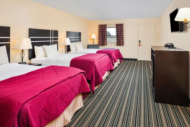 غرفة بسريرين مزدوجين، Soudersburg Inn & Suites Lancaster 1/5