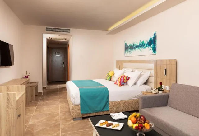 غرفة قياسية بإطلالة على الحديقة، Pickalbatros Palace Resort Sharm El Sheikh 1/4