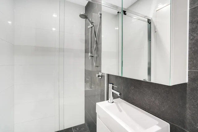 شقة استوديو سوبيريور بسرير كوين، Coogee Studio Apartments 4/7