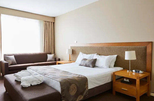جناح، MORNINGTON HOTEL 3/4