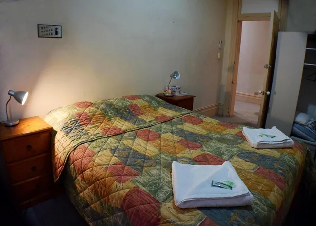 شقة بـ5 غرف نوم، Palace Hotel Kalgoorlie 1/7