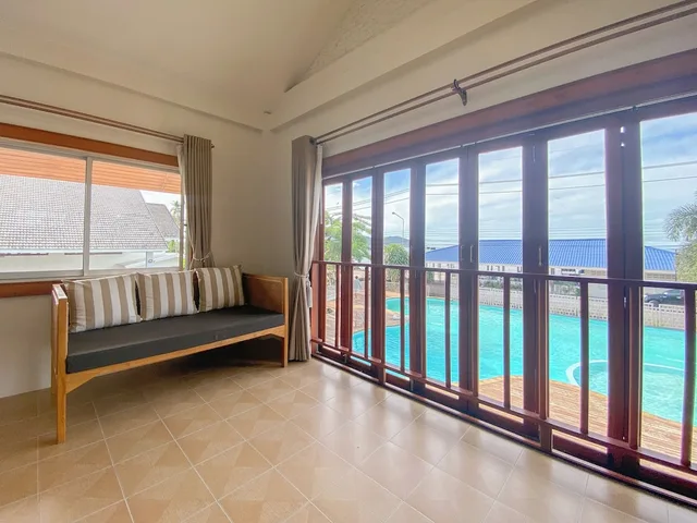 غرفة بريميوم بسرير كينج بإطلالة على البحر، Bang Saphan Resort Hotel 9/10