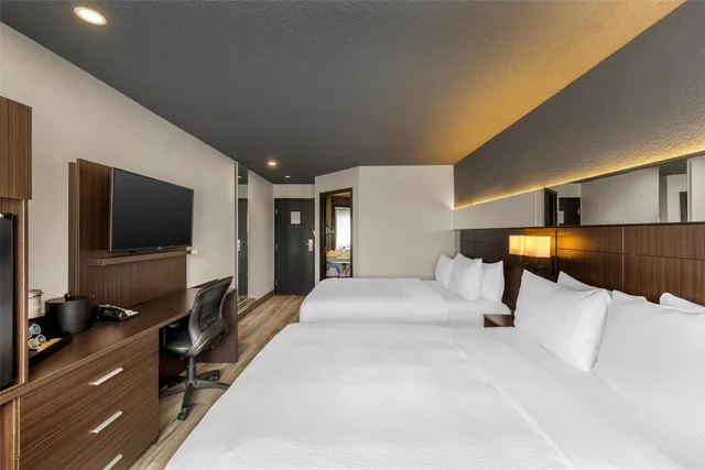 غرفة بسريرين كوين، Hotel Quartier An Ascend Hotel Collection 2/8