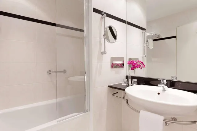 غرفة تنفيذية بسرير كينج، Vienna House by Wyndham Thuringer Hof Eisenach 6/10