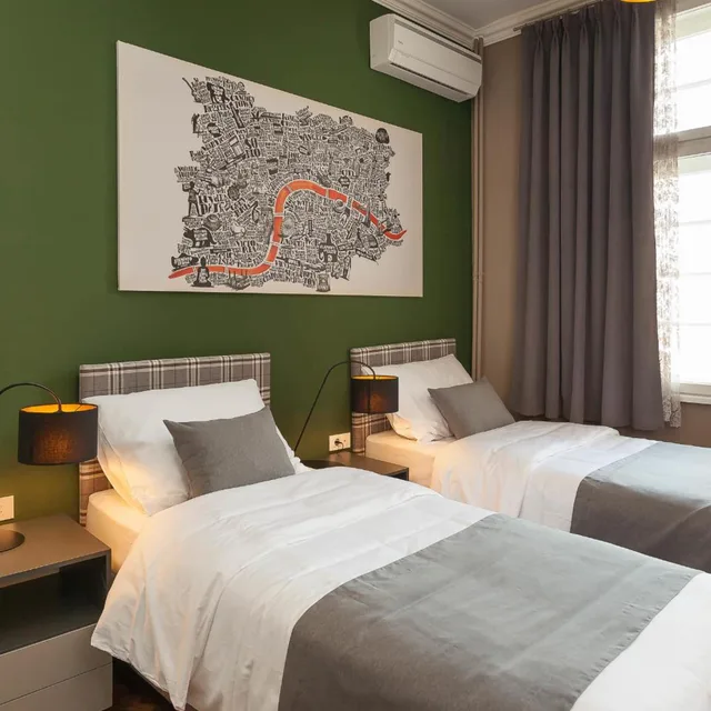 غرفة ديلوكس بسريرين منفصلين، Hotel London B&B 3/10
