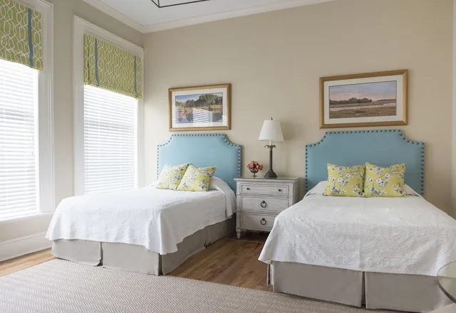 غرفة بسريرين مزدوجين، Kings Courtyard Inn 1/3