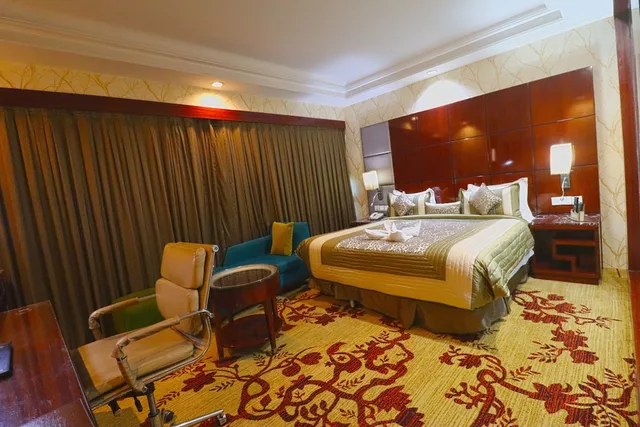غرفة تنفيذية بسرير كينج، Skycity Hotel 9/10