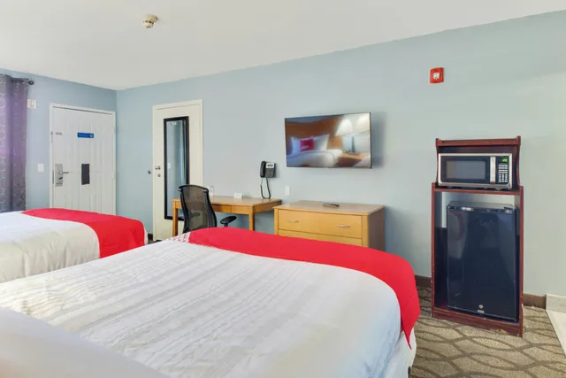 غرفة بسريرين كوين لذوي الإعاقة، OYO Hotel Ingleside TX 4/6