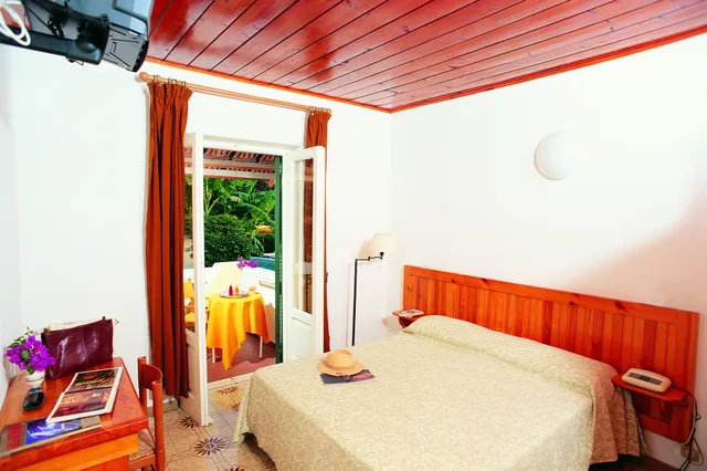 غرفة اقتصادية بسريرين منفصلين، Villa Angela Terme 1/1