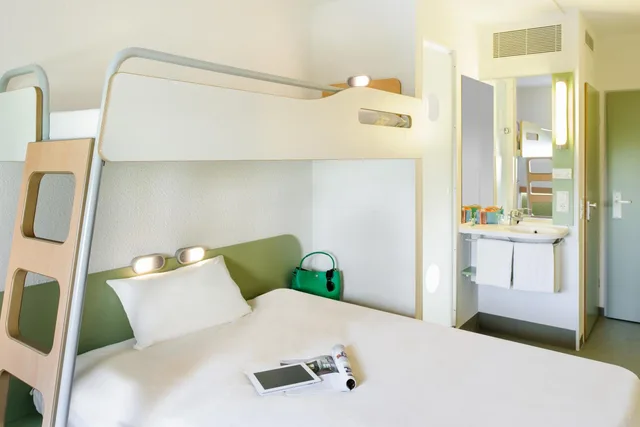 غرفة قياسية بسرير مزدوج، Felix Hotel Darmstadt 3/10