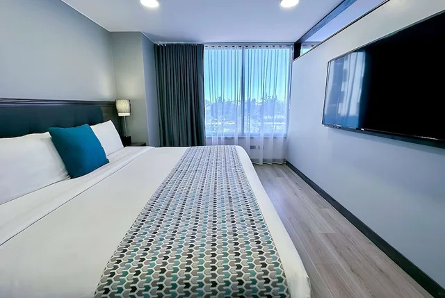 غرفة بزنس بسرير كينج، La Quinta by Wyndham Quito 2/10