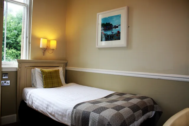 غرفة قياسية مفردة، The Haymarket Hotel 1/2