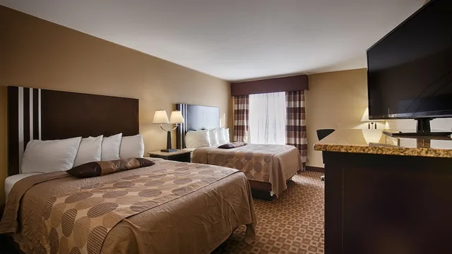 غرفة قياسية بسريرين كوين لذوي الإعاقة، Best Western Plus Deridder Inn Suites 2/7
