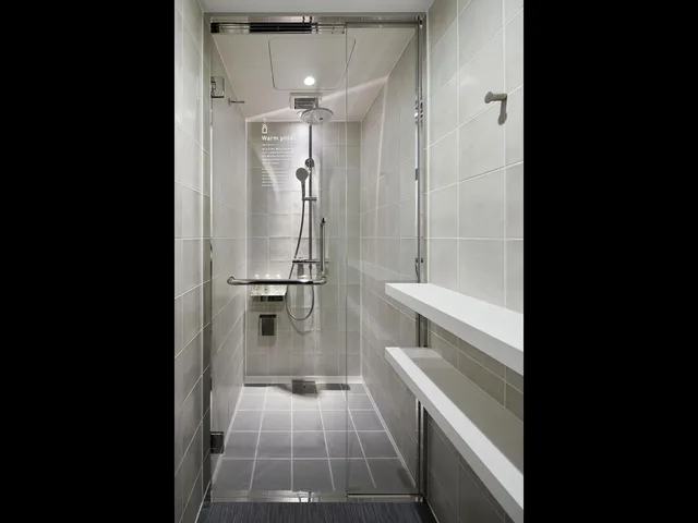2 Bedrooms, Pod, Male Only، Nine Hours Hamamatsucho 1/1