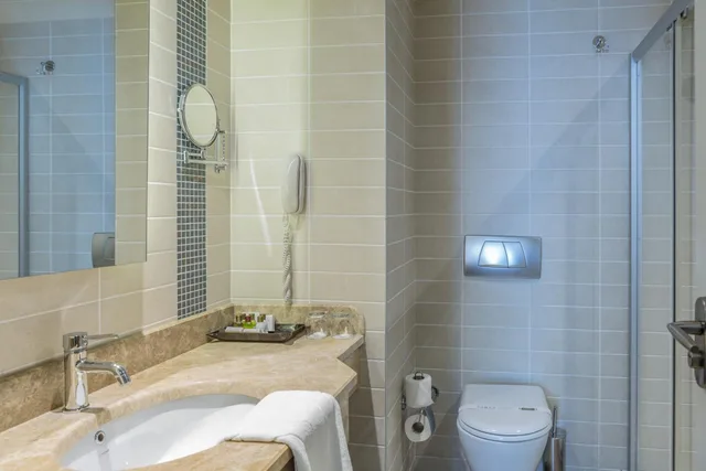 غرفة قياسية بسرير مزدوج أو سريرين منفصلين، Kahya Resort Aqua and Spa 7/10