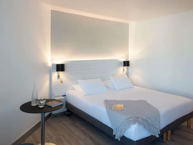 غرفة كلاسيكية بسرير مزدوج مع أريكة، Novotel La Grande Motte Golf 2/10