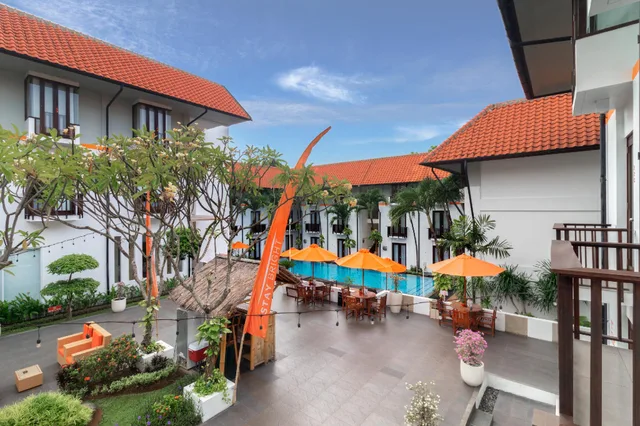 Room, Double Bed, Garden Access، HARRIS Hotel Kuta Tuban 1/1