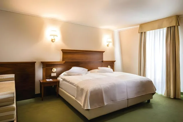 غرفة ديلوكس، Hotel Reine Victoria 1/2
