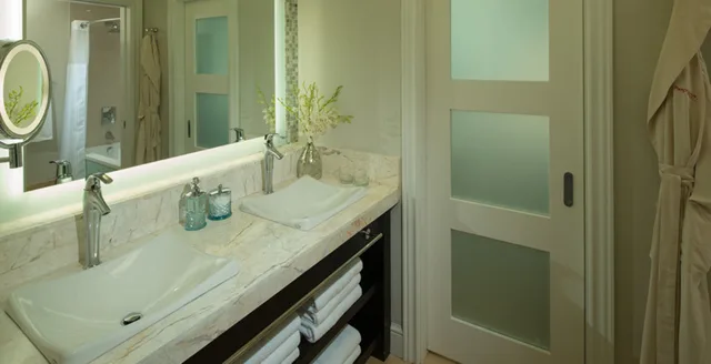 2 Bedrooms, Luxury, Suite, 2 Double Beds, Partial Ocean View, Butler، Beaches Turks & Caicos 5/5