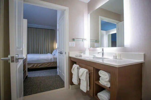 استوديو بسرير كينج مع أريكة، Residence Inn By Marriott Pensacola Airport/Medical Center 7/9