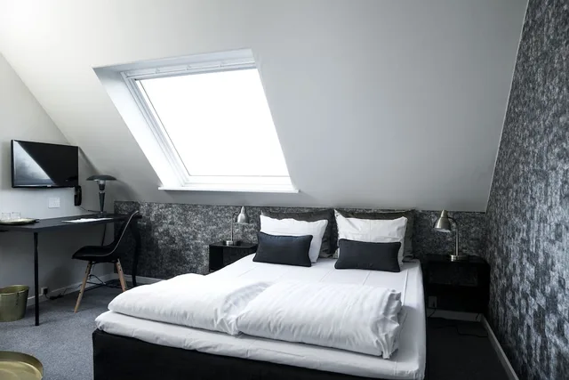 غرفة بسرير كوين، Skjalm Hvide Hotel 1/4