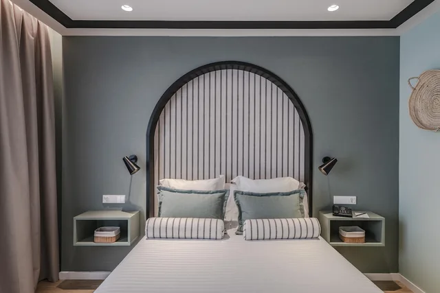 Basic, Single, King Bed, Hotel Vincci Bonjardim 4/7