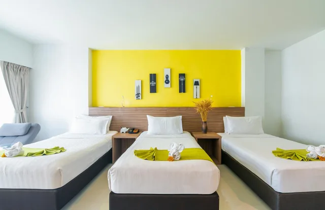 Room, Single Bed, with Extra Bed, View Pent، The Lantern Resorts Patong Phuket 1/9