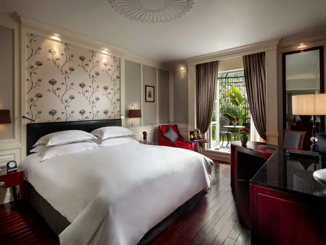Premium, Queen Bed, Opera Wing، Sofitel Legend Metropole Hanoi Hotel 3/10