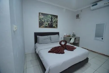 Standard, Double Bed, Building a، DENZ Premiere Genteng Ijo 1/1