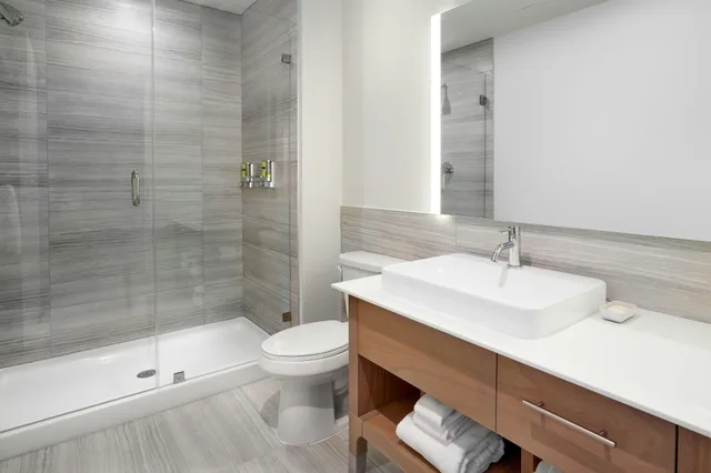 غرفة بسرير كينج، Element Edmonton West 7/7