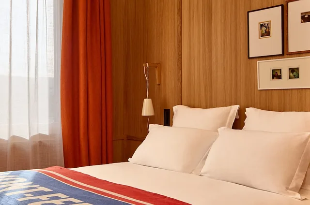 غرفة قياسية بسرير كوين، Grand Mess Clermont Ferrand 3/8