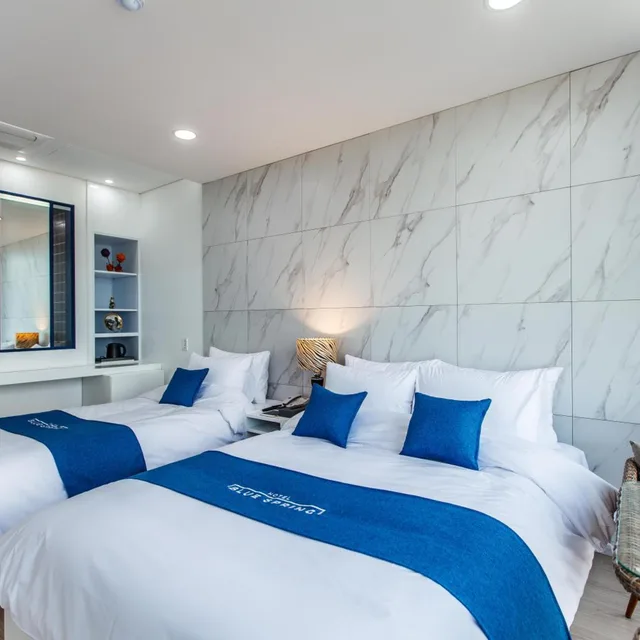 غرفة ديلوكس بسريرين منفصلين بإطلالة على البحر، Bluespring Boutique Hotel 1/10