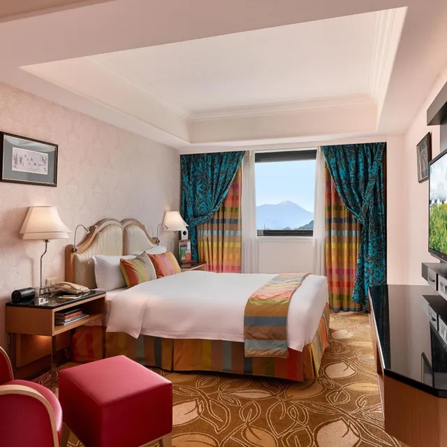 غرفة بريميوم تنفيذية بسرير مزدوج، The Riviera Taipei Hotel 1/2