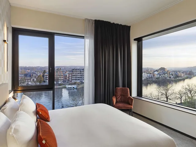 غرفة كلاسيكية بسرير كينج بإطلالة على النهر، Mercure Namur Hotel 6/8