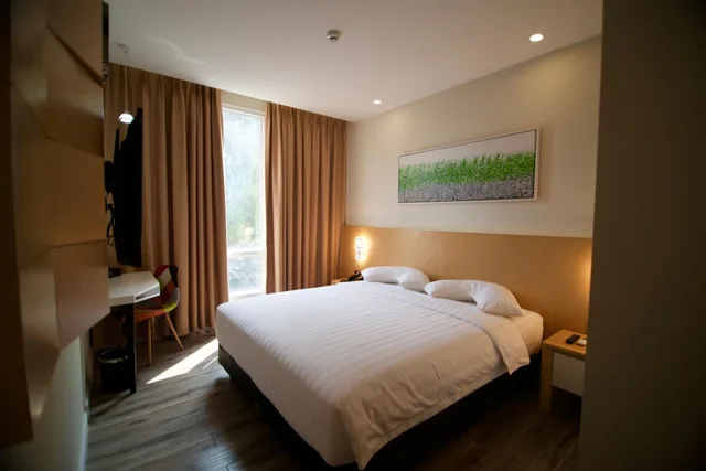 غرفة سوبيريور بسرير مزدوج، Verse Luxe Hotel Wahid Hasyim 7/10