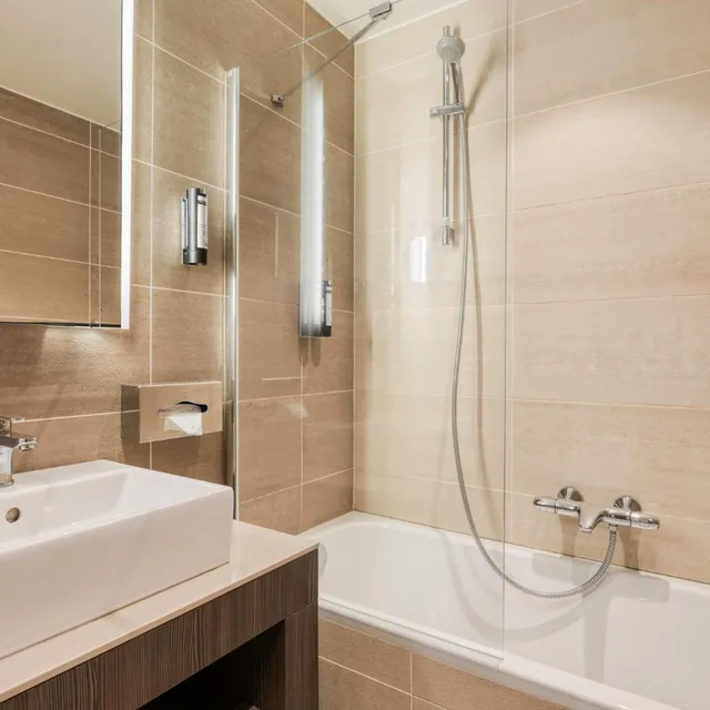 Superior, King Bed, B&B HOTEL Mons Centre 9/10