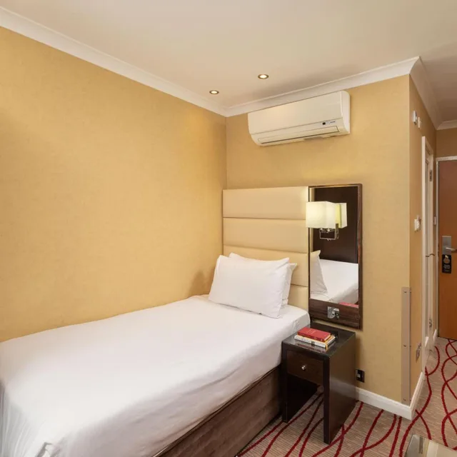 غرفة ديلوكس مفردة، Park Grand London Hyde Park 1/9