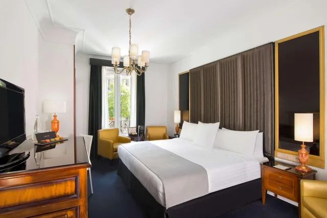 Junior Suite, Melia Paris Champs Elysees 1/2