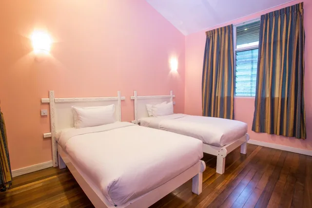 Rock, Twin Beds, Shared Bathroom، Sutera Sanctuary Lodges at Kinabalu Park 6/10