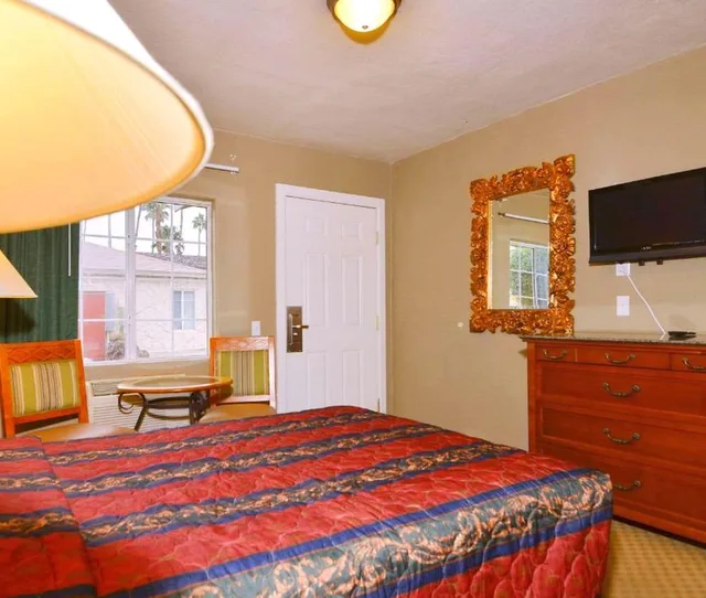 غرفة قياسية بسرير كينج، Rodeway Inn Near Coachella 7/9
