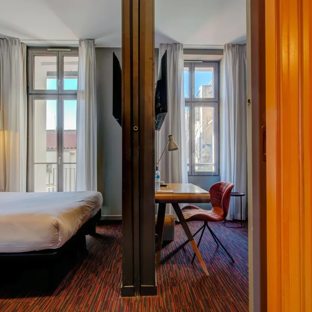 جناح جونيور بشرفة بإطلالة، Alex Hotel 7/10