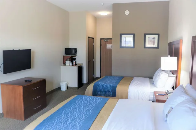 غرفة بسريرين كوين، Comfort Inn and Suites Sikeston I-55 1/6